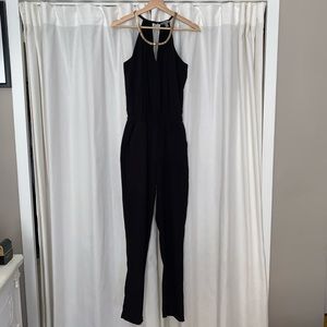NWOT Mendocino Casting LA Gold Chain Halter Jumpsuit Black, Size Small